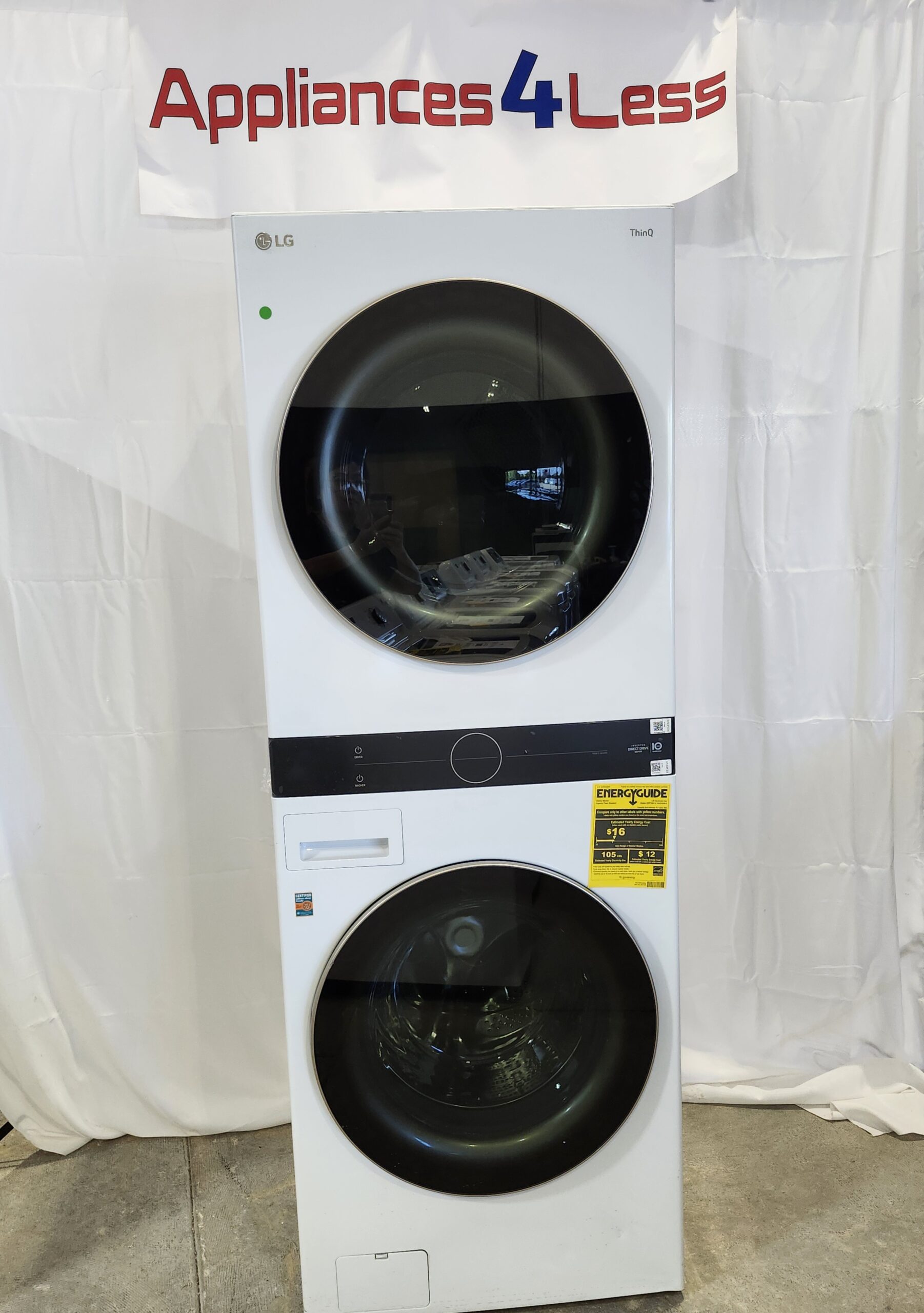 WKE100HWA-1 Single Unit Front Load LG WashTower™ with Center Control™ 4.5 cu. ft. Washer and 7.4 cu. ft. Electric Dryer - Image 1
